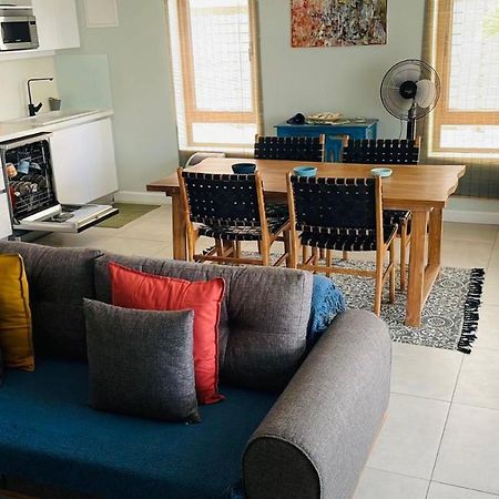 Beachcove Apartment 2 Pereybere Beach Ngoại thất bức ảnh