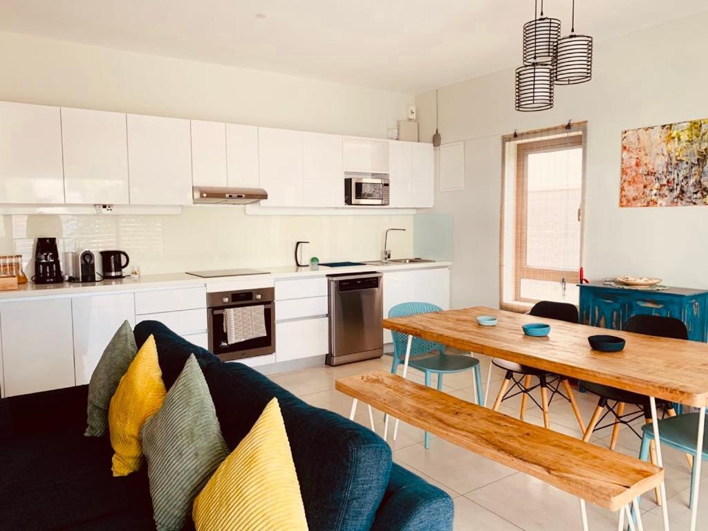 Beachcove Apartment 2 Pereybere Beach Ngoại thất bức ảnh