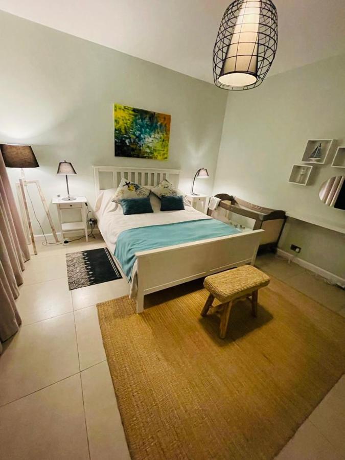 Beachcove Apartment 2 Pereybere Beach Ngoại thất bức ảnh