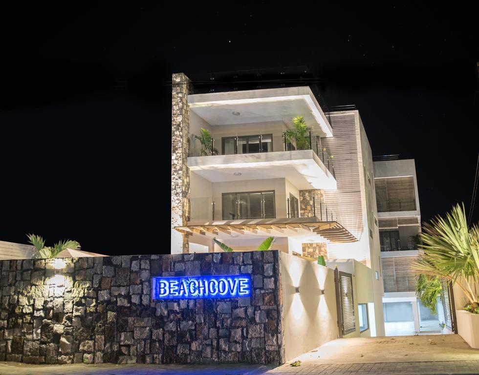 Beachcove Apartment 2 Pereybere Beach Ngoại thất bức ảnh